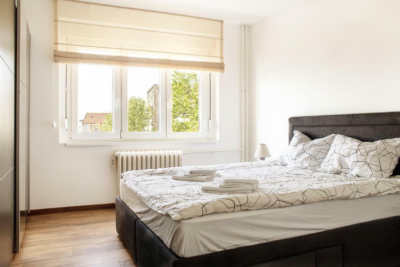 City Place Apartments Belgrade Luaran gambar